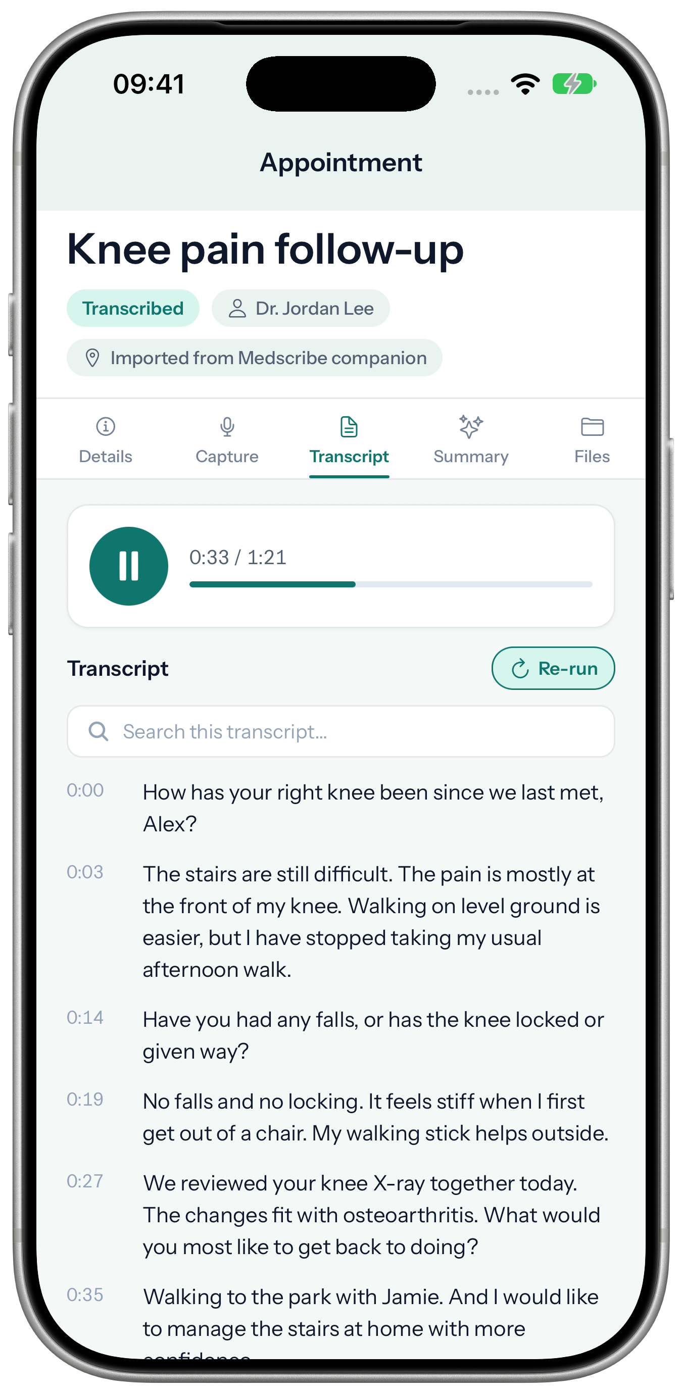 Medscribe playing the knee pain appointment with an audio progress bar and timestamped doctor and patient transcript
